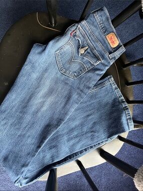 Levi's Blue Straight-Leg Denim Jeans with Red Tab